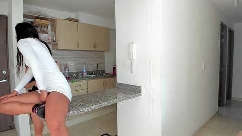skinnywet @ stripchat on 20231021
