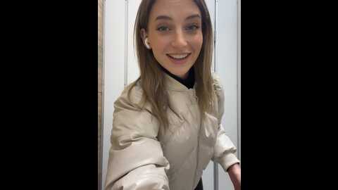 _angelari_ @ stripchat on 20231022