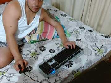 berlyn_and_ashleyy @ stripchat on 20231022