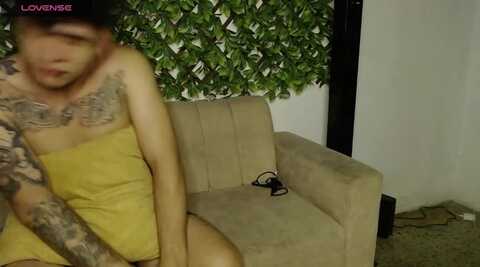 hard_whore @ stripchat on 20231022