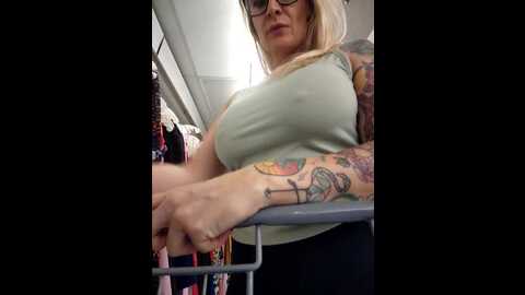 hollytattoo @ stripchat on 20231022