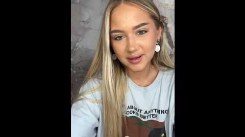 megan__star @ stripchat on 20231022