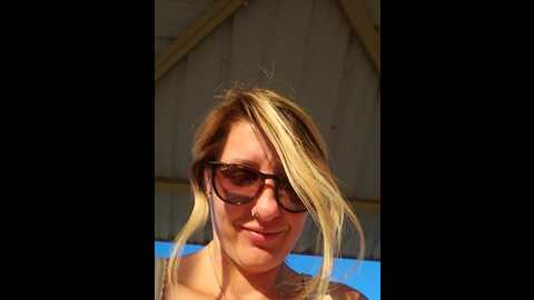 sheissomething @ stripchat on 20231022