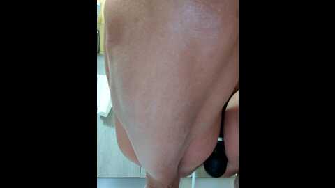 sexy7883 @ stripchat on 20231023