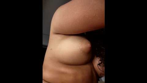 shara_dreams @ stripchat on 20231023