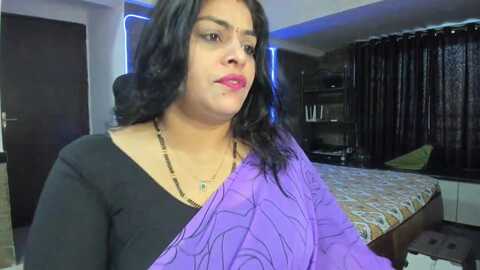 tarivishu23 @ stripchat on 20231023