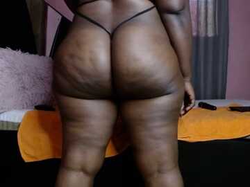 c_andyy @ stripchat on 20231024