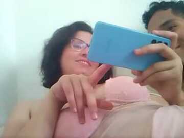 hollyfoxy @ stripchat on 20231024