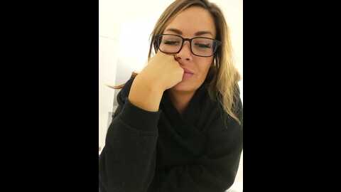 rebeccaxo_ @ stripchat on 20231024