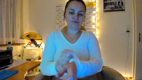 elin25