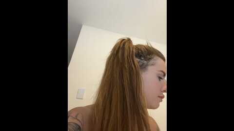 emiliacatalina @ stripchat on 20231025