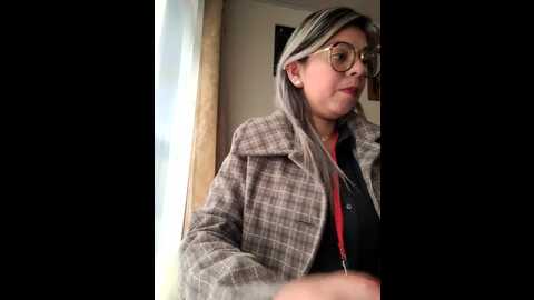 emily_naughty_girl @ stripchat on 20231025