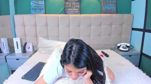 emily_naugthy_sexxx @ stripchat on 20231025