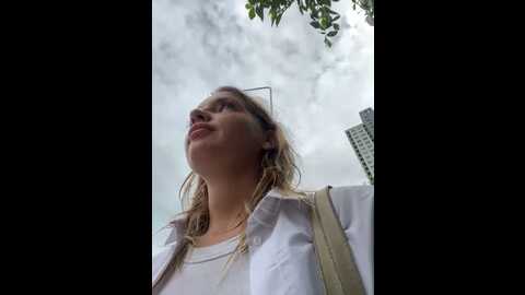 legally_blonde @ stripchat on 20231025