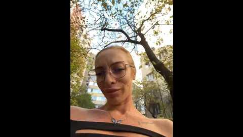 lina_carter
