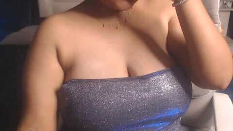 oh_mona @ stripchat on 20231025