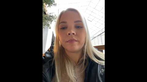 street_krystina @ stripchat on 20231025