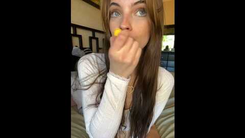 karissachantelle @ stripchat on 20231026