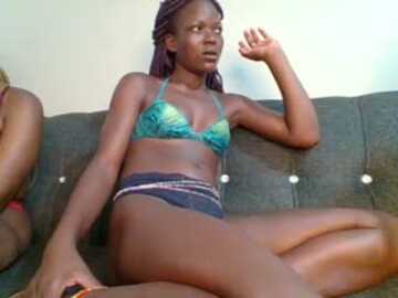 kika5d @ stripchat on 20231026