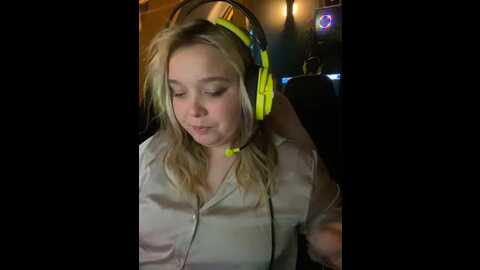 sofiaadams @ stripchat on 20231026