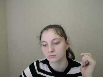 sweet_lessi @ stripchat on 20231026
