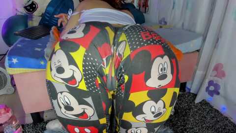 bonnie_moon @ stripchat on 20231027