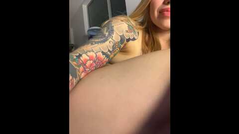 curchez_ @ stripchat on 20231027