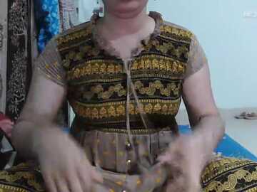 lipasharma @ stripchat on 20231027