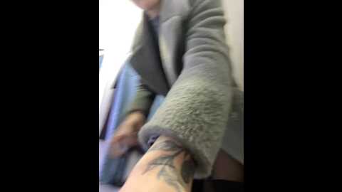 brilliant_gold @ stripchat on 20231028