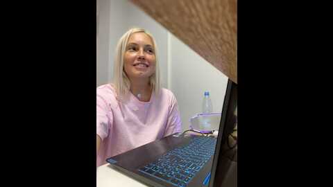 chel_sea_ @ stripchat on 20231028