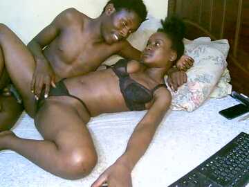 ebonysquirts_savagelee @ stripchat on 20231028