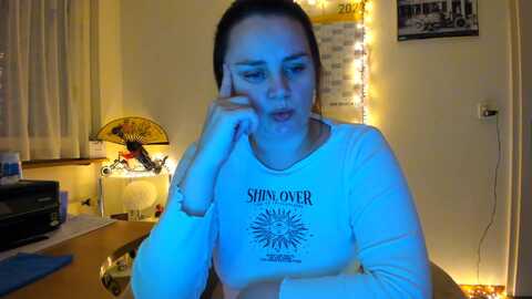 elin25