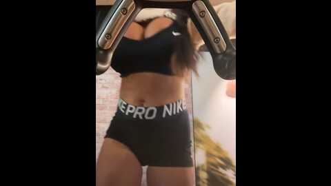 f3ckdolllucy @ stripchat on 20231028