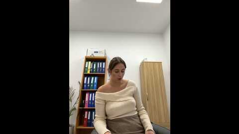 hii_lolla @ stripchat on 20231028