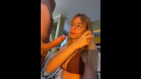 horny_n_wet @ stripchat on 20231028