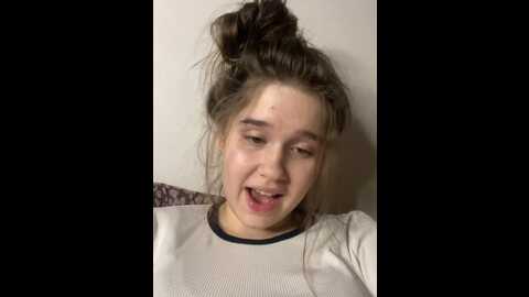 hornygirlh @ stripchat on 20231028