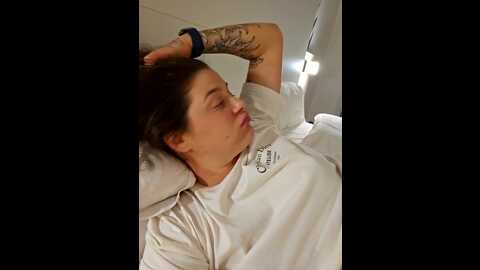 mona5etoiles @ stripchat on 20231028