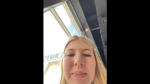 newlale @ stripchat on 20231028