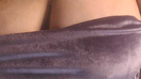 oh_mona @ stripchat on 20231028