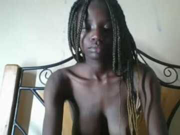 sexxy_xtensia @ stripchat on 20231028