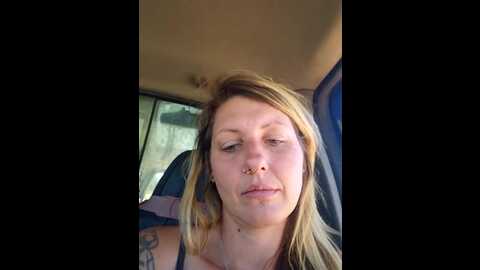 sheissomething @ stripchat on 20231028