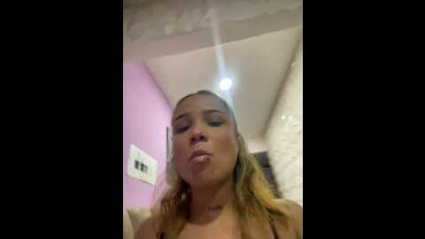 veronicahot1997 @ stripchat on 20231028