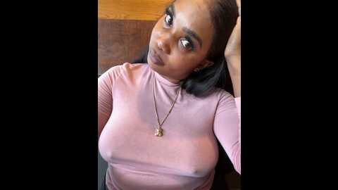 __nessa__ @ stripchat on 20231029