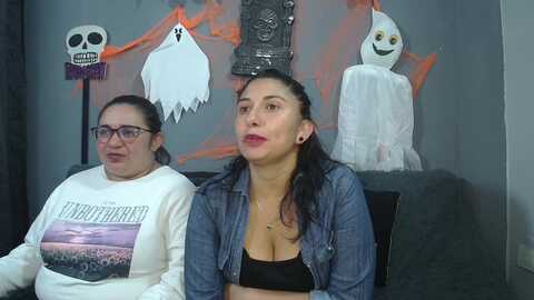 lesb_milf @ stripchat on 20231029