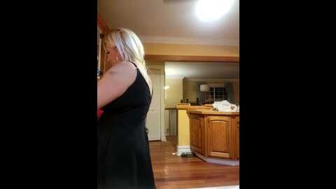 littlemisseeve @ stripchat on 20231029