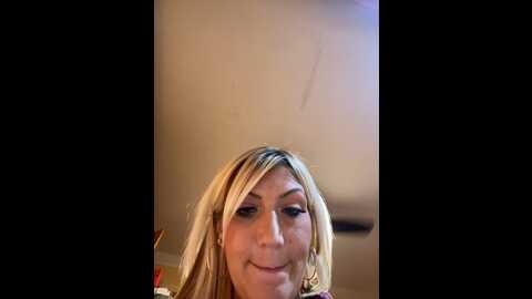 littlemisseeve @ stripchat on 20231029