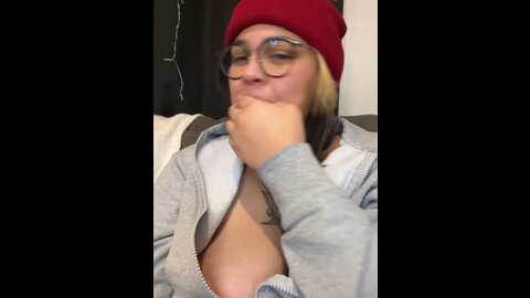 miacanela_xo @ stripchat on 20231030