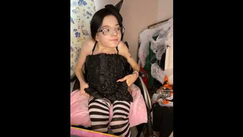 minisophiaa @ stripchat on 20231030