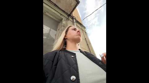 streetdoll @ stripchat on 20231030