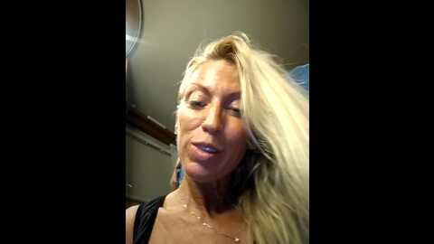 weloveblue @ stripchat on 20231030